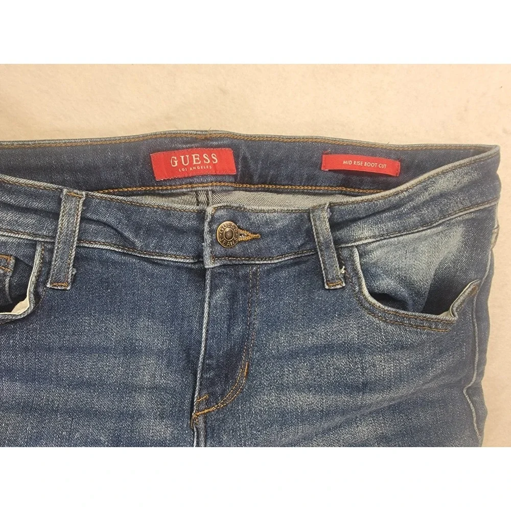 GUESS Jeans Women's 30 Mid Rise Bootcut‎ Blue Denim Medium Wash Stretch